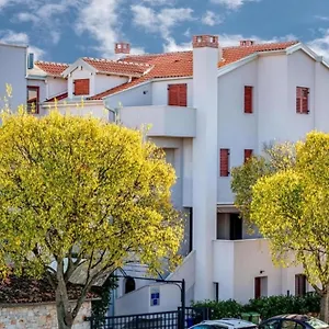 3* Guest house Val